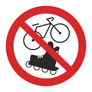 Т-2418 - Таблички на пластике «Вход с велосипедами и роликами запрещен»